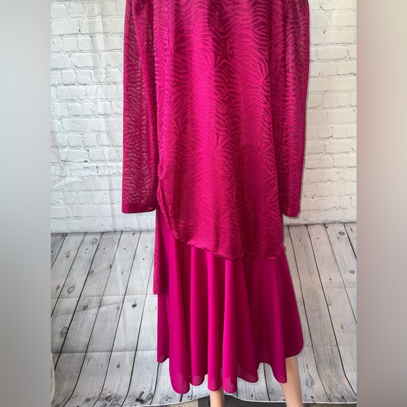Risa Ann Dark Pink Shoulder Padded long sleeve dress size L - Picture 10 of 10